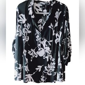 Ava & Grace Black and White Floral Top